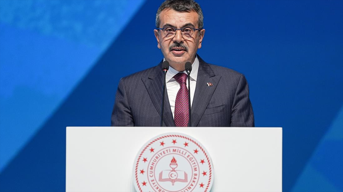 Okullarımız Çanakkale'den Gazze'ye Bağımsızlık Mücadelesi Açılış Dersiyle Eğitime Başlayacak