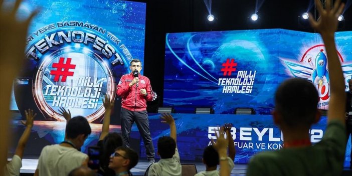 Selçuk Bayraktar: Teknofest Dünyaya Damgasını Vuracak Gençler Yetiştirmeyi Hedefliyor