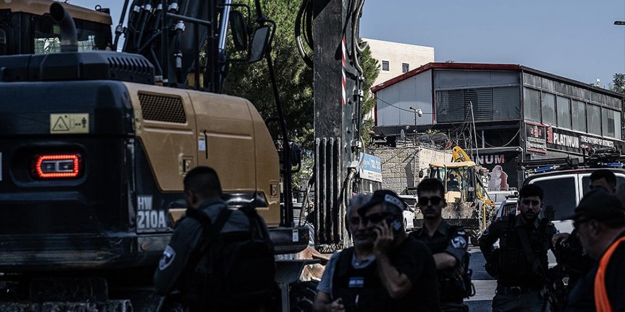 Uzmanlar, İsrail'in İşgal Altındaki Doğu Kudüs'te Filistinlilere Yönelik "Demografi Oyununu" Değerlendirdi