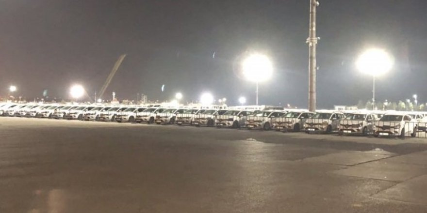 İmamoğlu, İBB'nin İhtiyaç Fazlası Kiraladığı Yüzlerce Aracı Yenikapı'ya Getirtti