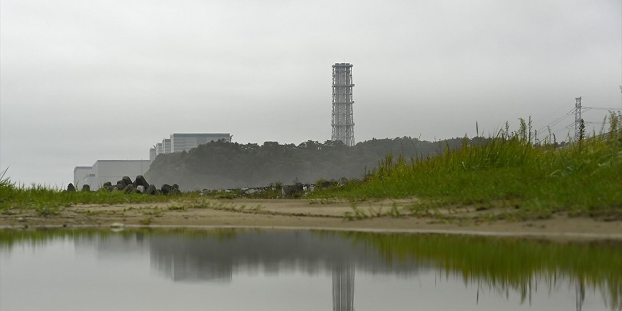 Fukuşima Dai-içi Nükleer Santrali'nde Nükleer Enkazın Kaldırılmasına Başlandı
