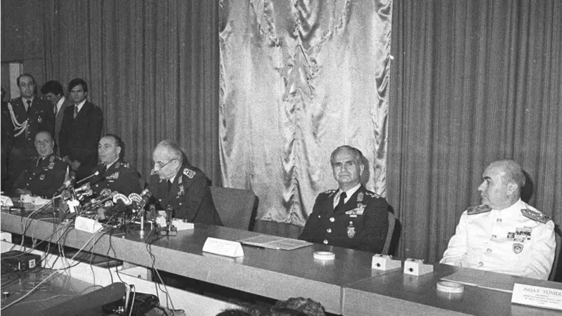 'Askeri Liderleri İyi Tanıyoruz, Endişeye Mahal Yok'