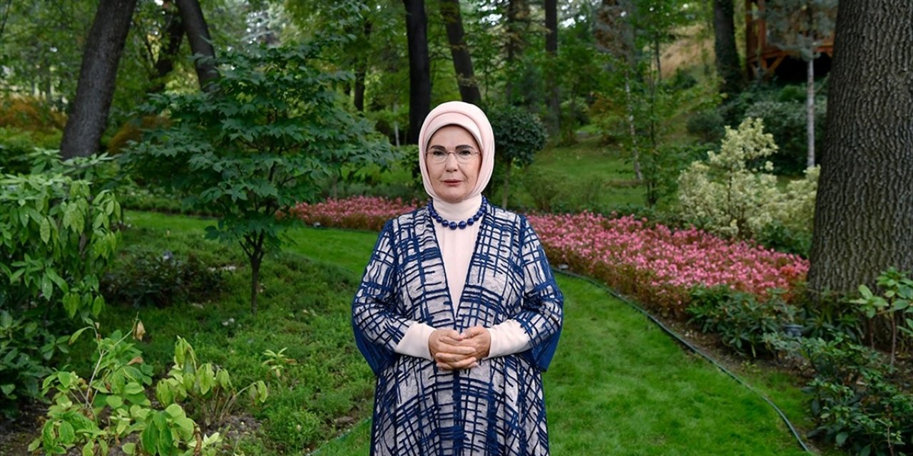 Ruhumuzun Yansımasını Görmek İstiyorsak, Dünya Çocuklarının Mevcut Durumuna Bakmalıyız