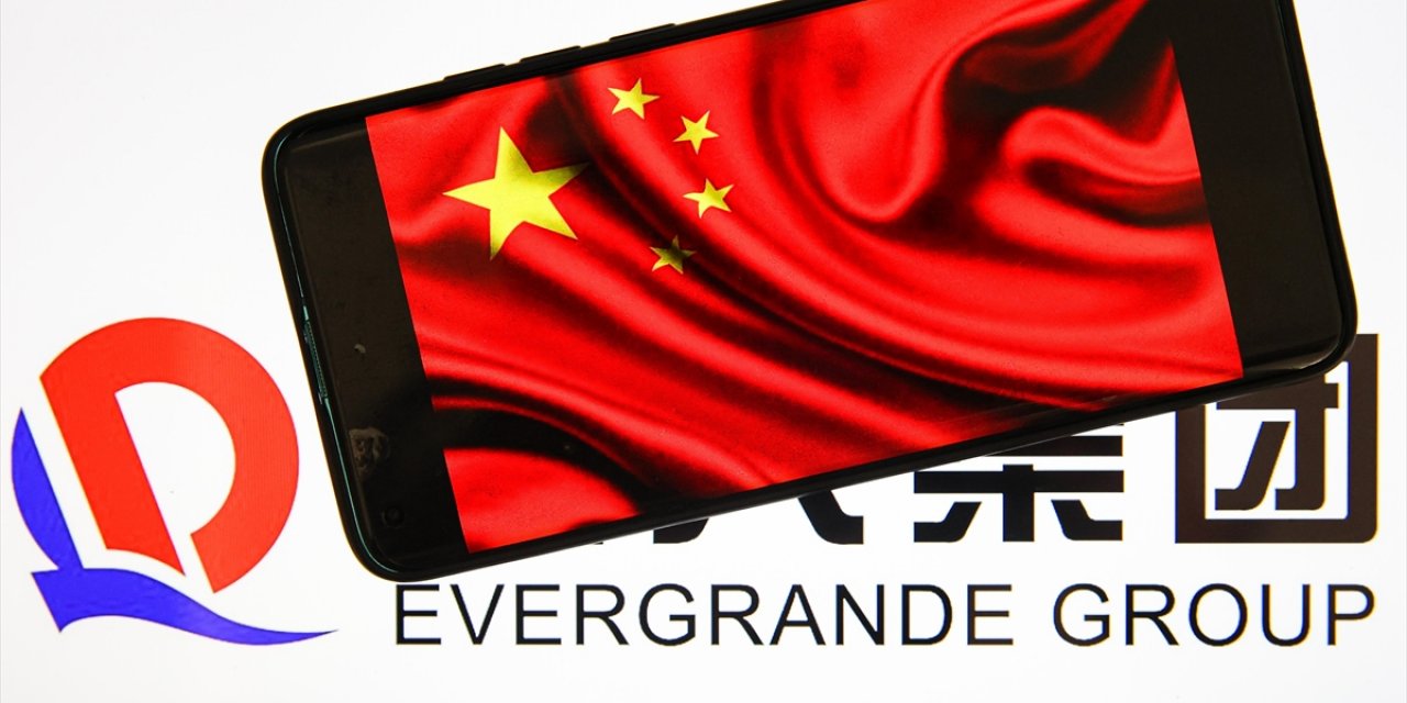 Çin, Evergrande'nin Hesap Denetimlerindeki Hatalar Nedeniyle Pwc'ye Rekor Ceza Verdi
