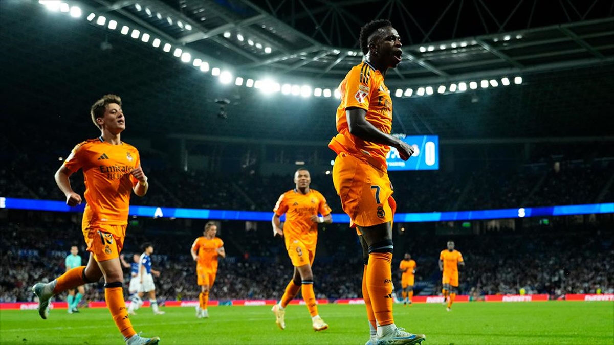 Real Madrid, Deplasmanda Real Sociedad'ı 2-0 Yendi
