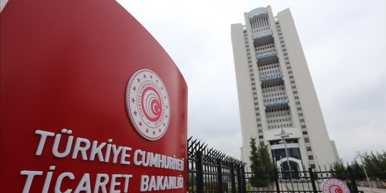 Ticaret Bakanlığı Sektör ve Fahiş Fiyat Denetimlerinde Bu Yıl 327,4 Milyon Lira Ceza Kesti