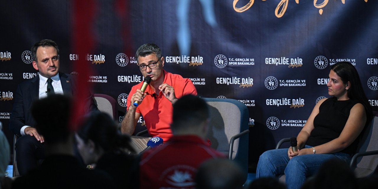 Şevval İlayda Tarhan İle Yusuf Dikeç, Ankara'da Gençlerle Buluştu