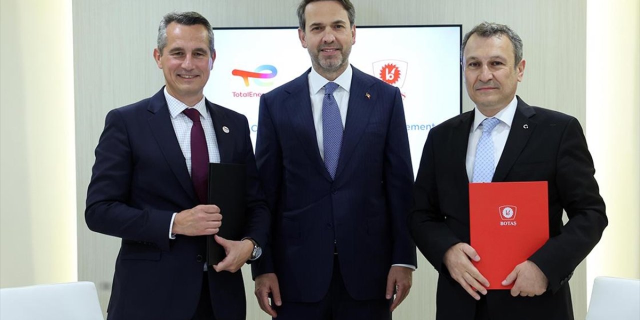 Botaş ve Totalenergies Arasında 10 Yıllık Lng Anlaşması İmzalandı