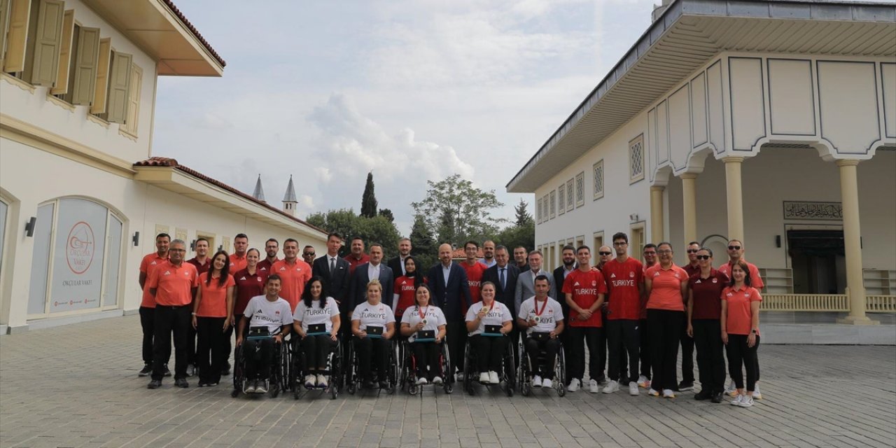 Dünya Etnospor Konfederasyonu Başkanı Bilal Erdoğan, Milli Okçularla Buluştu