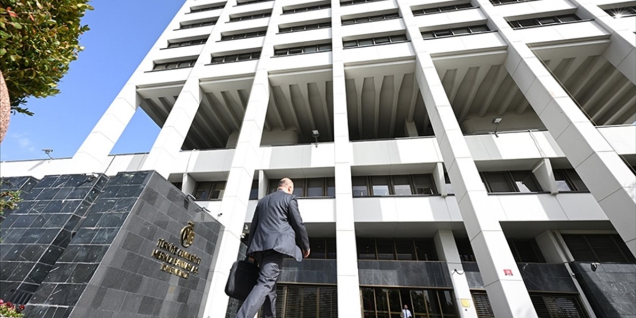 TCMB'nin İkinci TL Depo Alım İhalesine 327 Milyar 829 Milyon Liralık Teklif Geldi