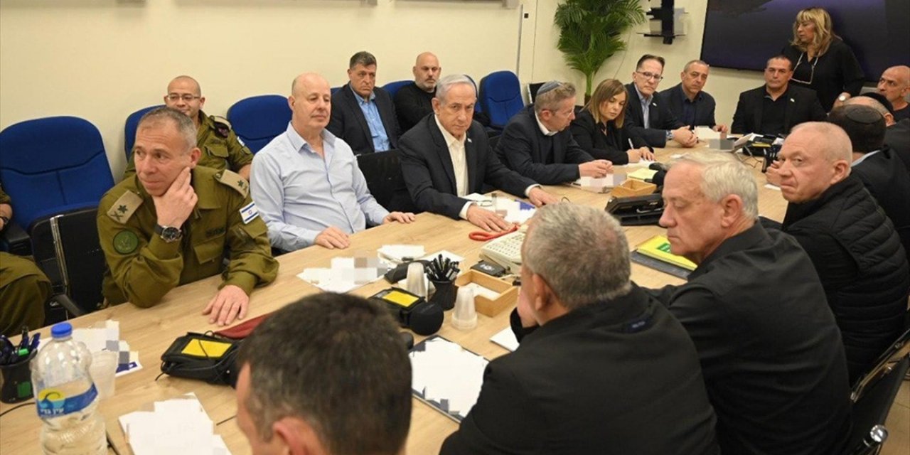 Netanyahu Hükümeti, Gazze'deki Esirlerin Ölmesi ve İntikam Politikasını Seçti