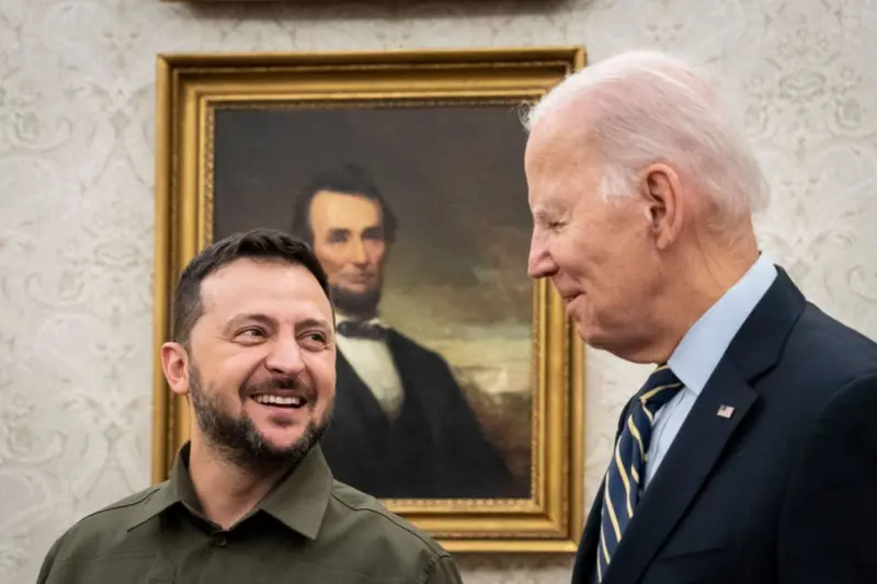Ukrayna Lideri 'Zafer Planını' Biden, Trump ve Harris'e Sunacak