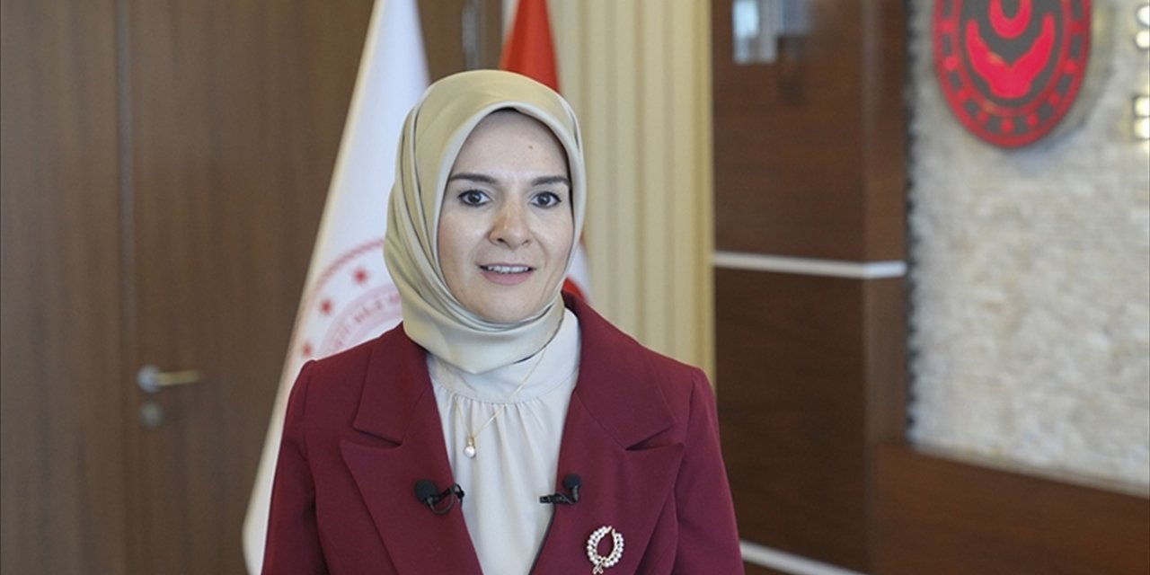 Bakan Göktaş: "Koruyucu Aile Konusunda Küresel Anlamda Bir Seferberlik Çağrısı Yapacağız"