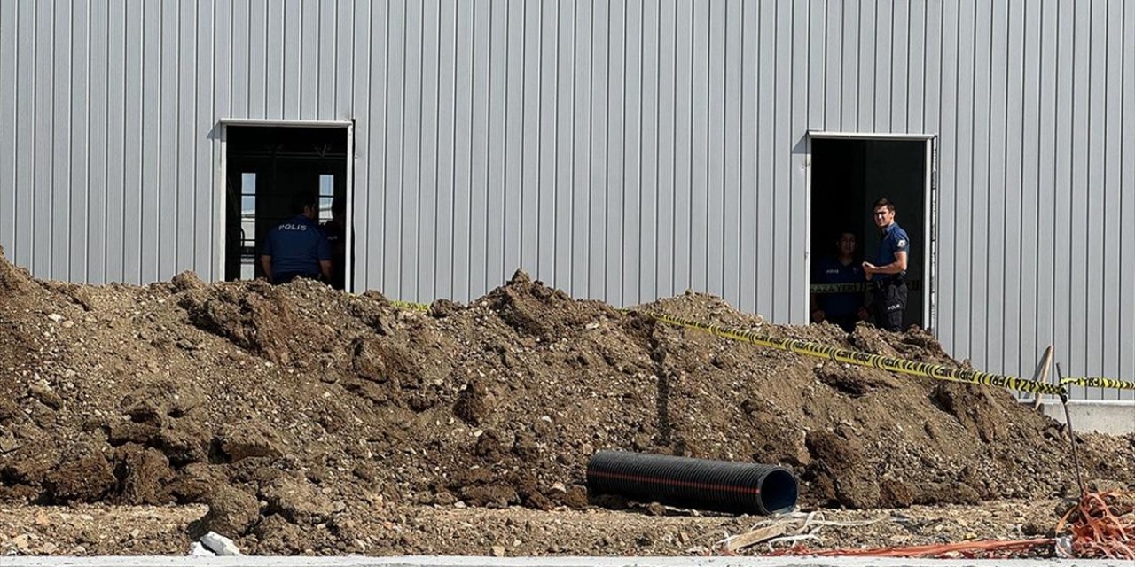 Manisa'da Kazı Sırasında Göçük Altında Kalan İşçi Öldü