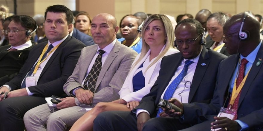 İzmir Fuarı’nda Uluslararası Ticaret Başladı