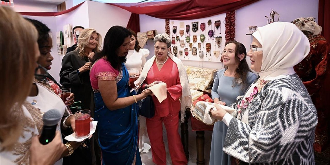 Emine Erdoğan, New York'ta Geleneksel Köklü Türk Çeyiz Geleneğini Dünyaya Tanıttı