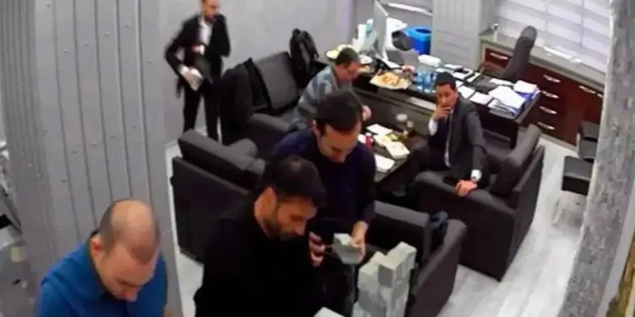 CHP'nin 'Para Sayma' Davasında İlk Duruşma Görüldü!