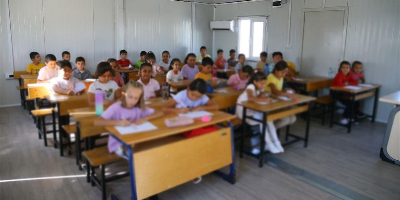 Depremden Etkilenen 5 İlde Özel Okullara Giden Öğrenciler İçin Eğitim Desteği Tutarı Belli Oldu