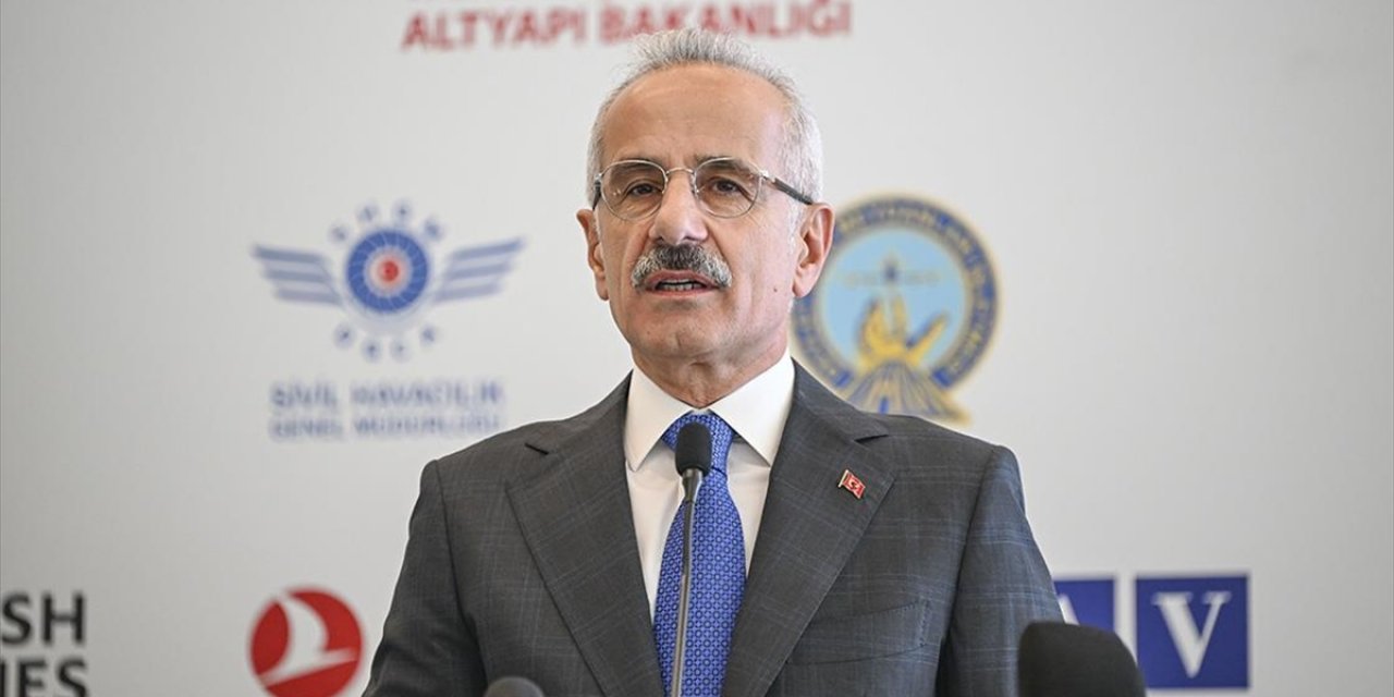 Ulaştırma ve Altyapı Bakanı Uraloğlu: Sene Sonunda Dış Hatlardaki Uçuş Nokta Sayımızı 349'a Çıkarmayı Hedefliyoruz
