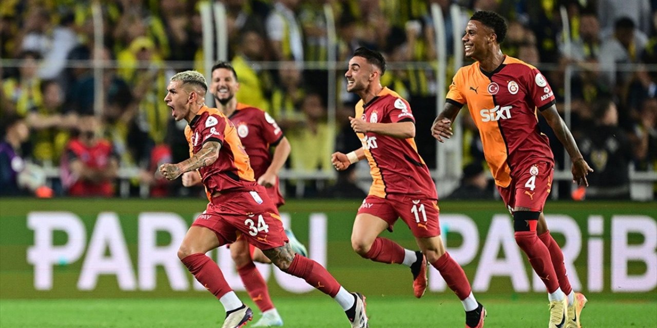 Lider Galatasaray, Süper Lig'de Yarın Kasımpaşa'yı Konuk Edecek