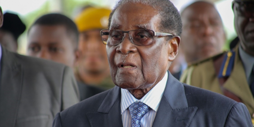 Zimbabve'nin Eski Devlet Başkanı Mugabe Hayatını Kaybetti