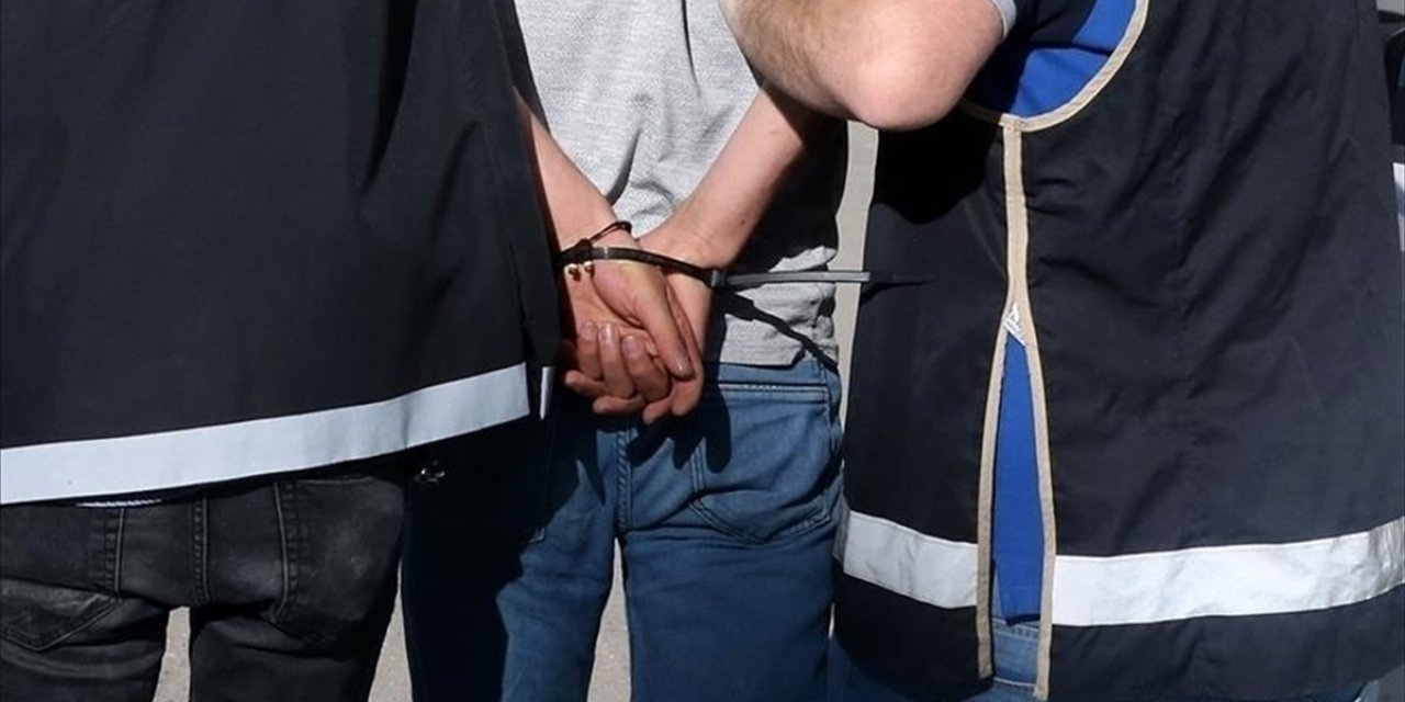 İstanbul'da İş Yerlerini Kurşunlayan Organize Suç Örgütü Üyesi 23 Kişi Yakalandı