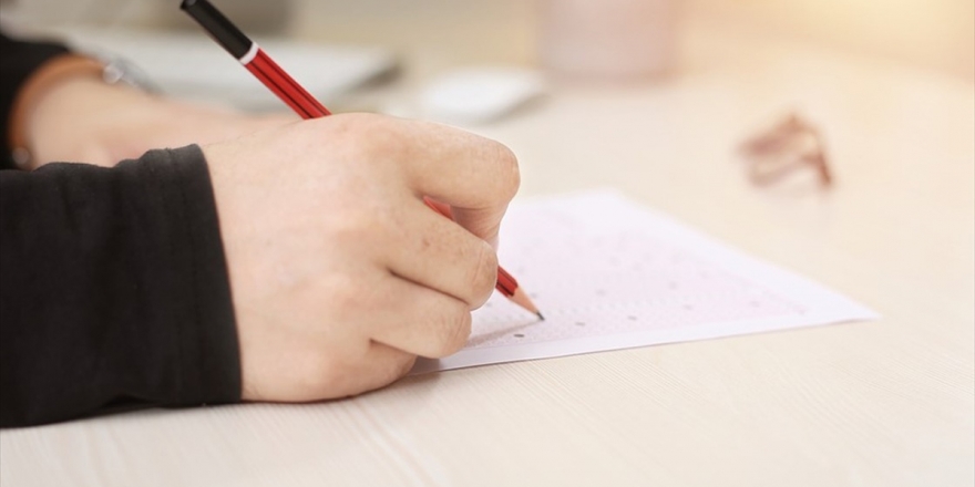 MEB'den Okullardaki Kurslarda 4 Dersten Ortak Sınav Dönemi