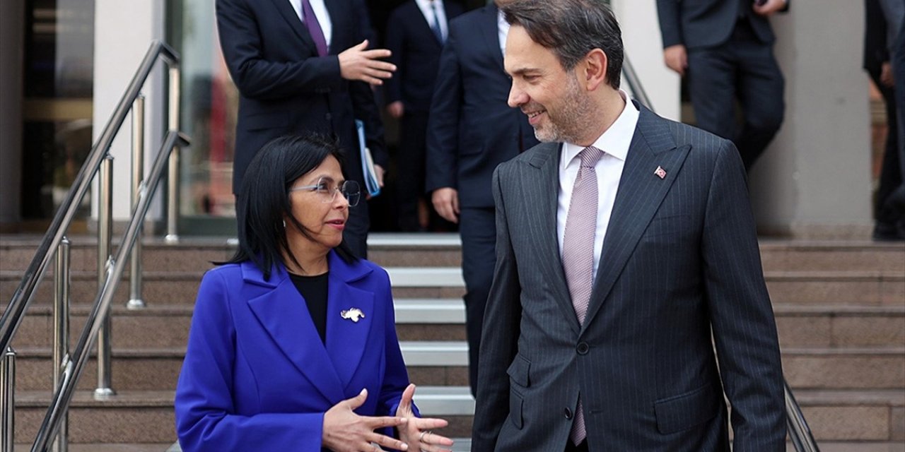 Bakan Bayraktar, Venezuela İle Enerjide İşbirliği İmkanlarını Ele Aldı