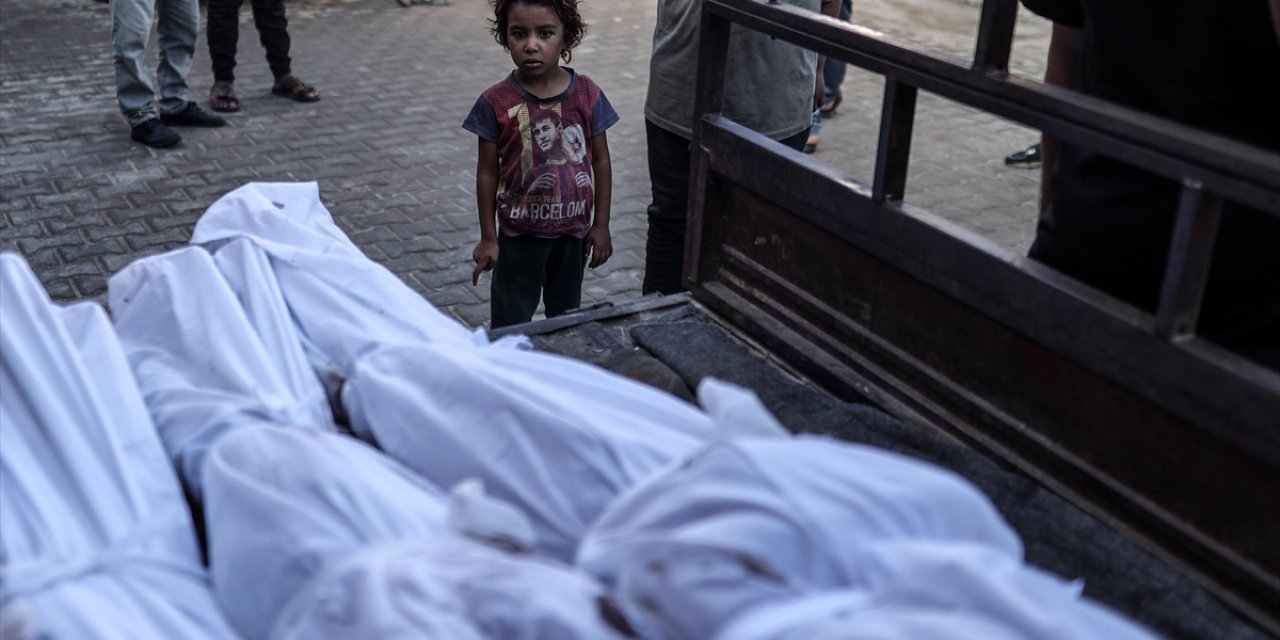 İsrail'in 360 Gündür Saldırılarını Sürdürdüğü Gazze'de Can Kaybı 41 Bin 615'e Yükseldi