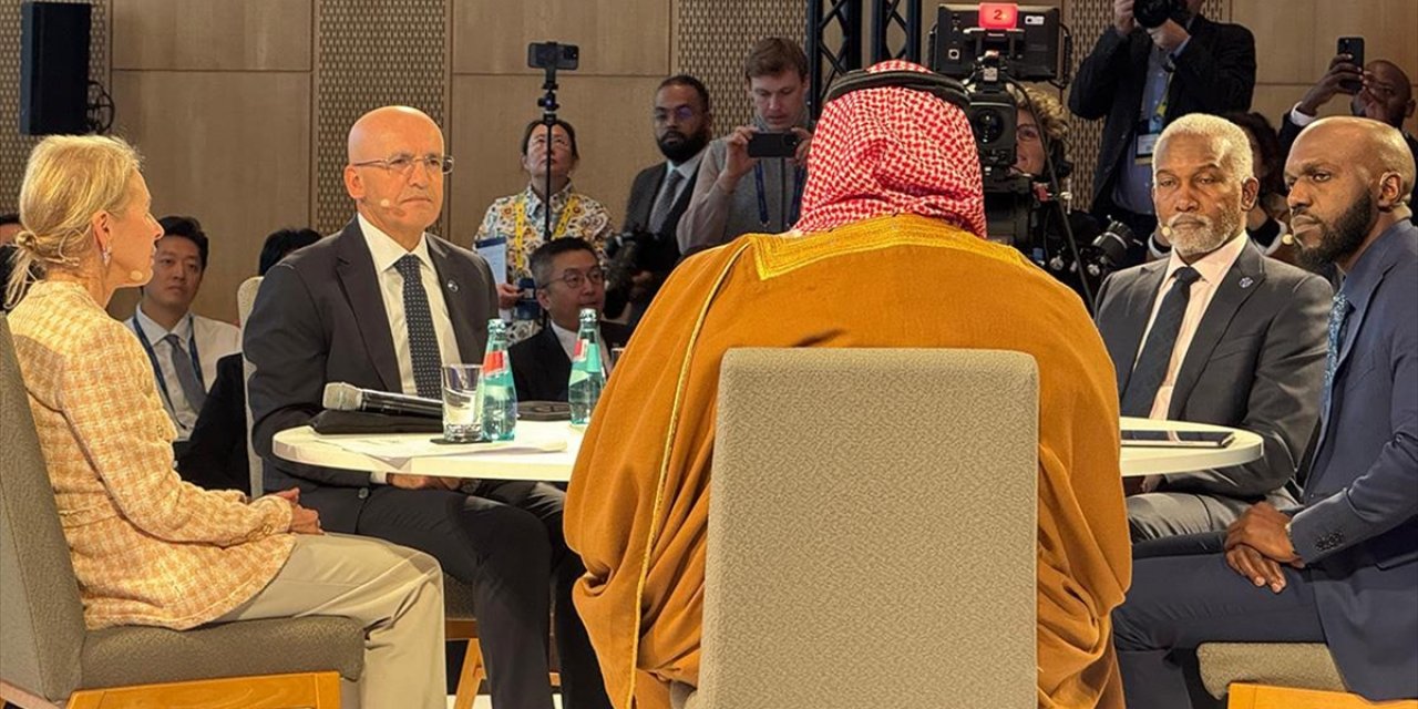 Bakan Şimşek'ten "İş Yapmaya ve Diyaloğa Açığız" Mesajı