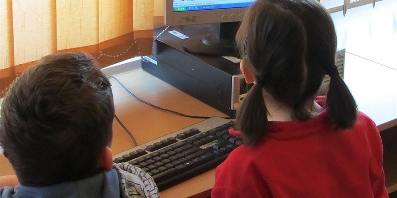 Çocuklar, Oyun Gibi Gözüken Sanal Bahis Uygulamalarıyla Kumar Batağına Sürükleniyor