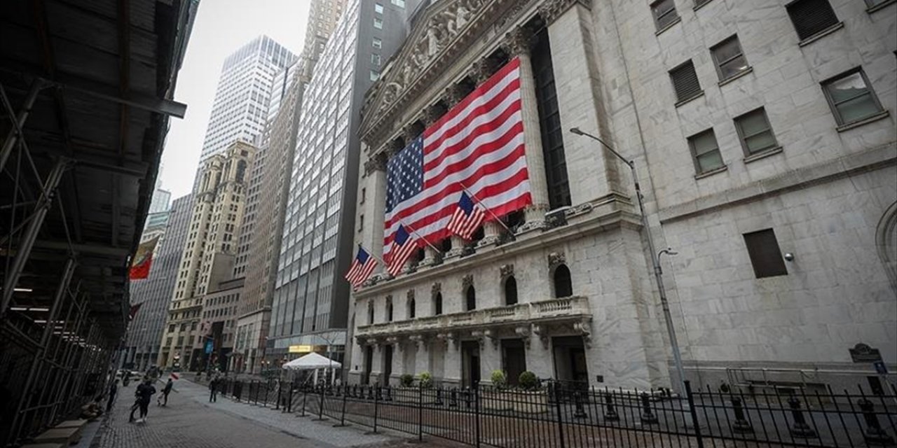 ABD'de İşsizlik Maaşı Başvuruları Beklentilerin Üzerine Çıktı