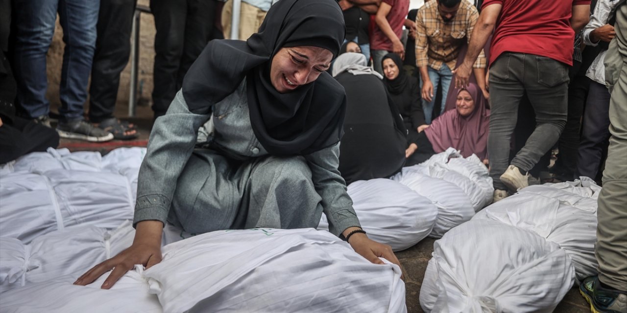 İstanbul'daki STK'ler İsrail'in Saldırılarının Yıl Dönümünde Filistin'e Destek İçin Miting Yapacak