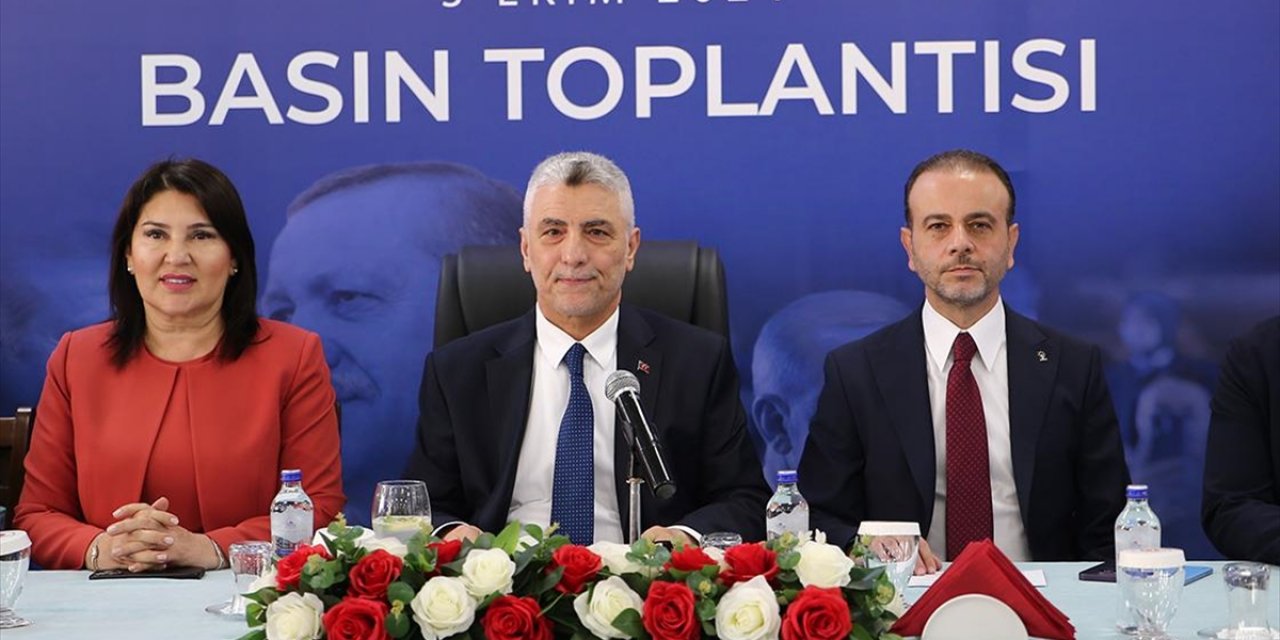 Ticaret Bakanı Ömer Bolat: Enflasyonda Aşağı Doğru İniş Devam Etmektedir ve Edecektir