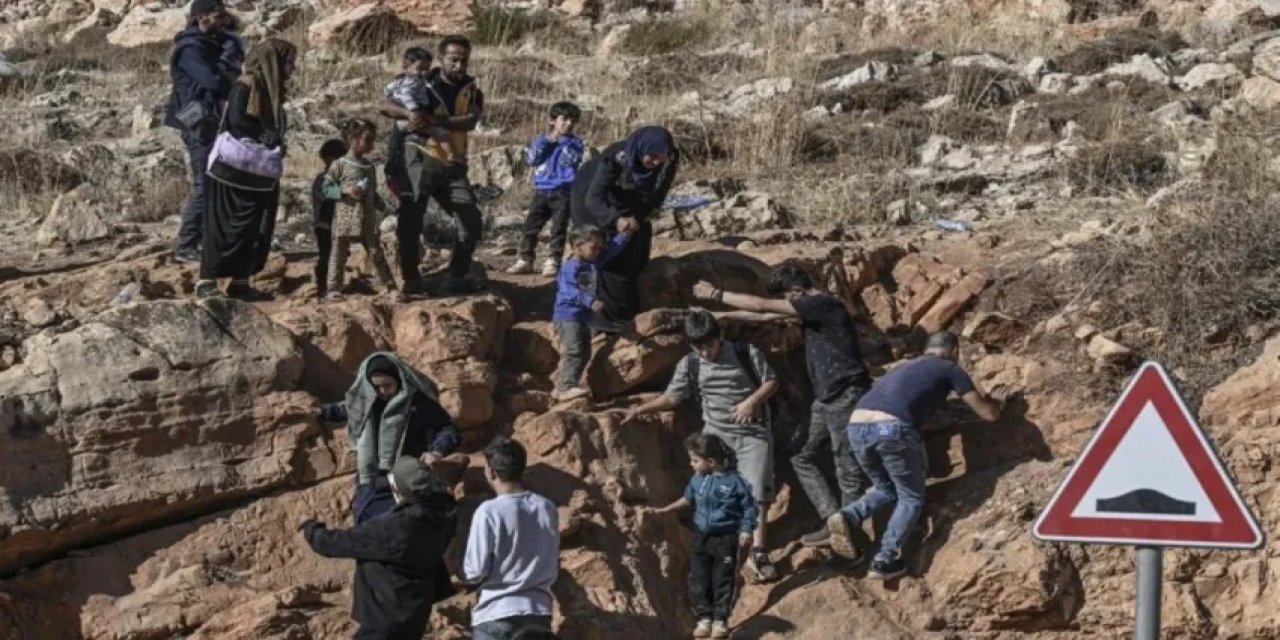 İsrail'in Saldırdığı Lübnan'dan Yaklaşık 235 Bin Kişi Suriye'ye Geçti