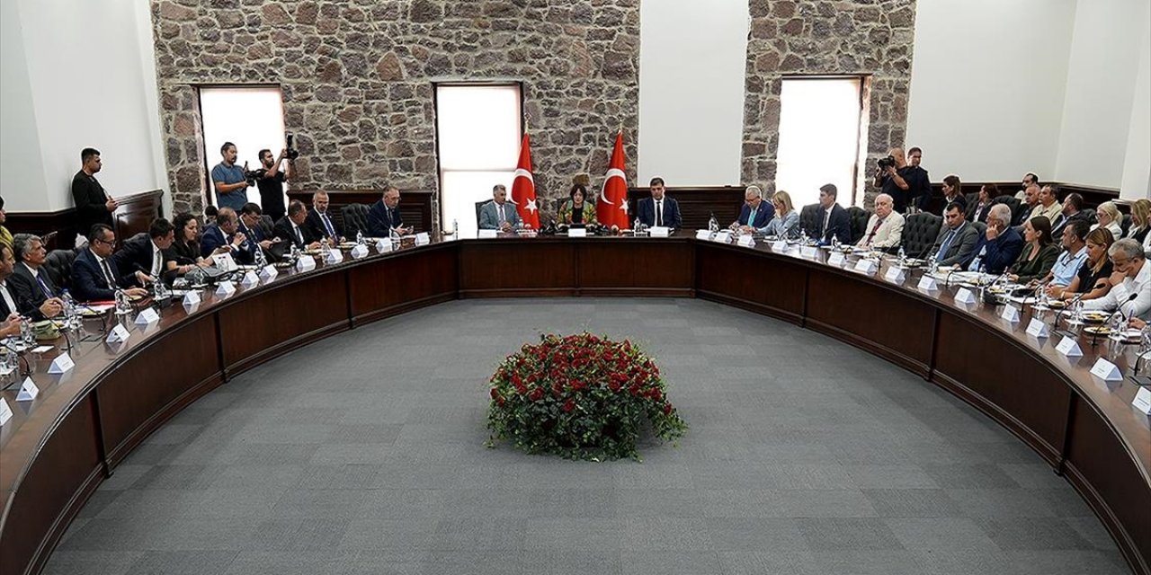 "İzmir Körfezi Acil ve Kısa Vadeli Eylem Planı" Açıklandı