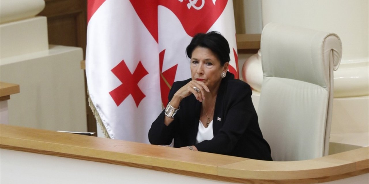 Gürcistan Cumhurbaşkanı Zurabişvili Hakkında Bir Kez Daha Azil Süreci Başlatılacak