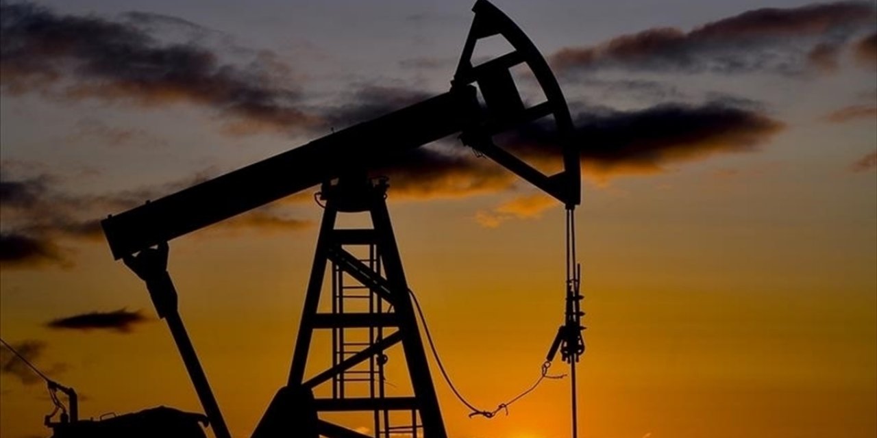 Petrol Fiyatlarında İran'ın Petrol Tesislerine Saldırı İhtimaliyle Yaşanan Artışın Kalıcı Olması Beklenmiyor