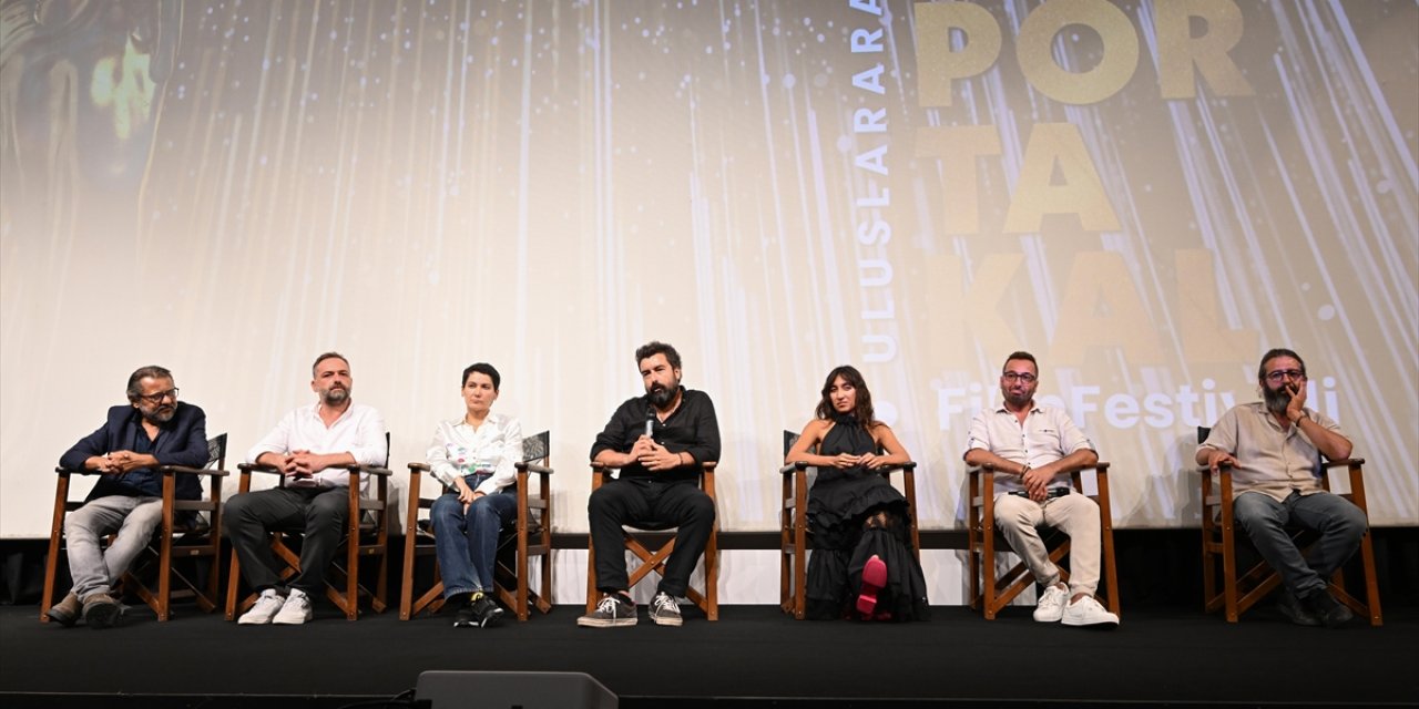 61. Uluslararası Antalya Altın Portakal Film Festivali'nde "Balinanın Bilgisi" Filmi Gösterildi