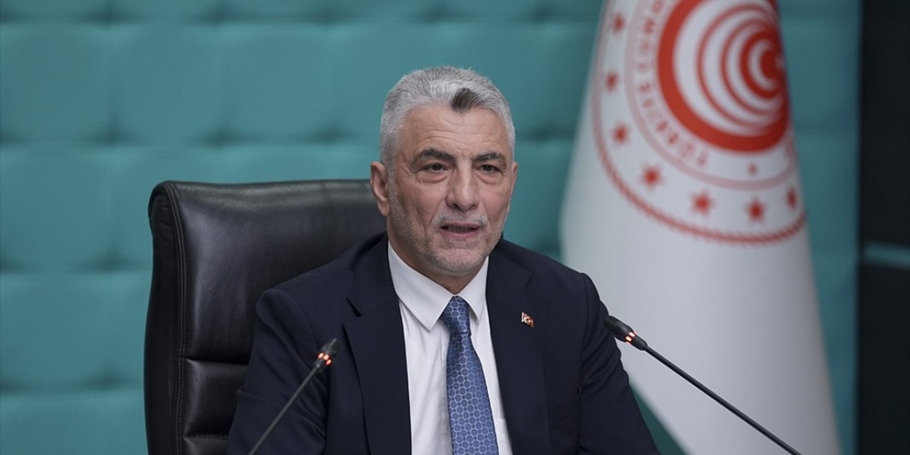 Bakan Bolat’tan "İhracatçılara Finansmana Erişimde Kolaylık" Açıklaması