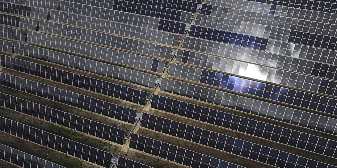 Yenilenebilir Enerjinin 2030'da Dünya Elektrik Talebinin Yarısını Karşılaması Bekleniyor