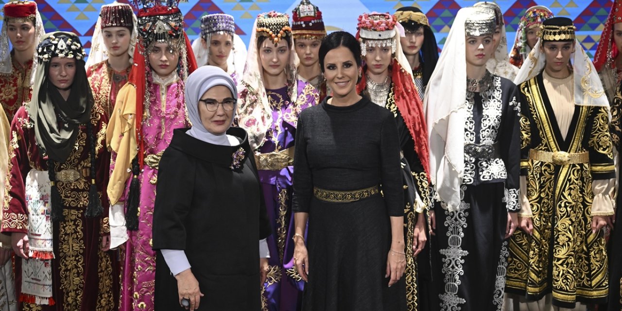 Geleneksel Türk Gelinlikleri Belgrad'daki Defilede Tanıtıldı