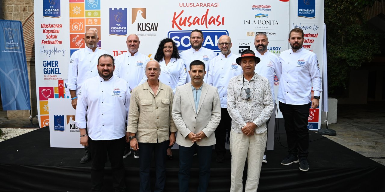 Kuşadası Üçüncü Kez Hayat Sokakta Dedi