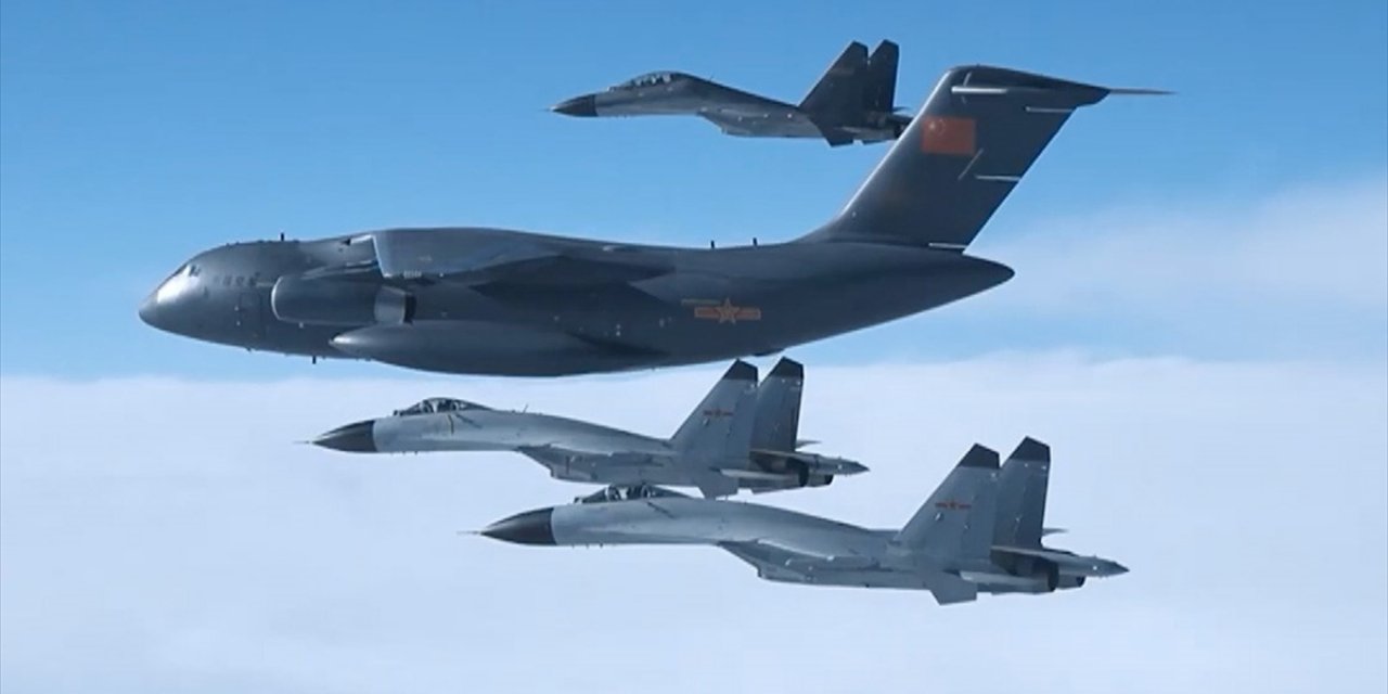 Çin, Tayvan'ın Etrafını Kuşatan Kapsamlı Askeri Tatbikata Başladı