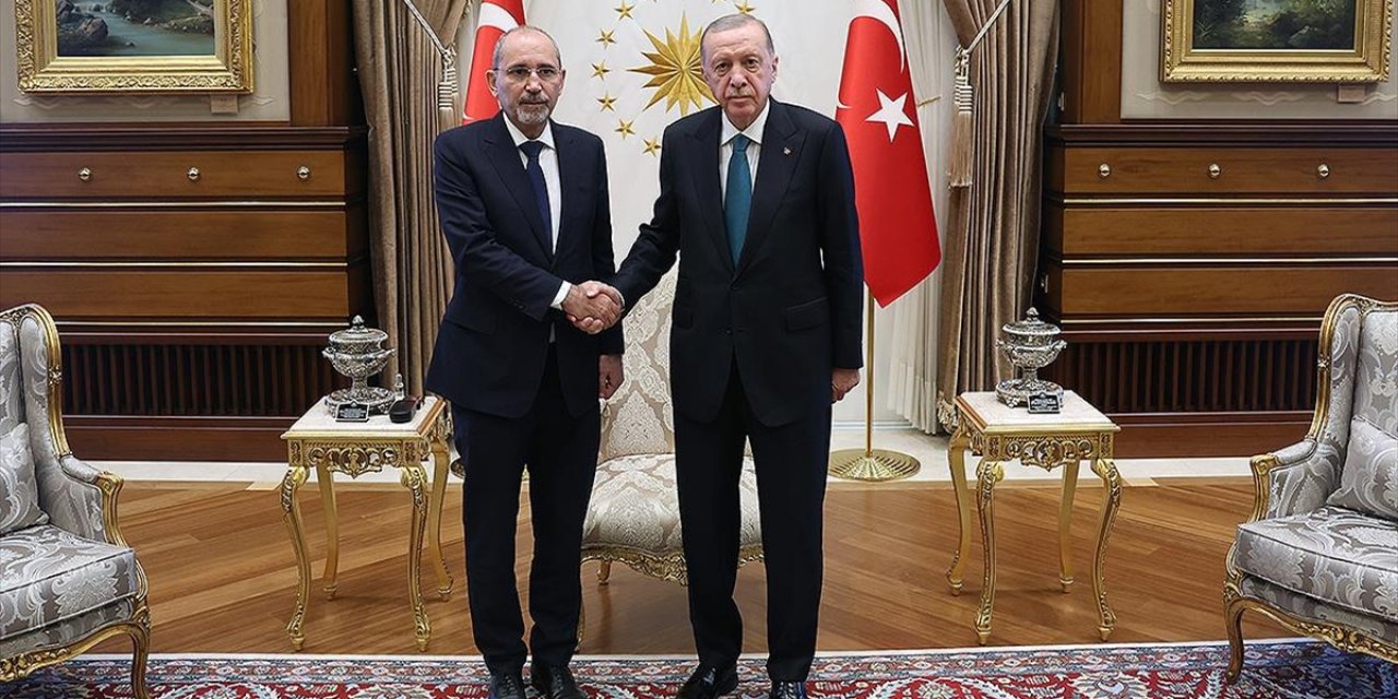 Cumhurbaşkanı Erdoğan, Ürdün Dışişleri Bakanı Safedi'yi Kabul Etti