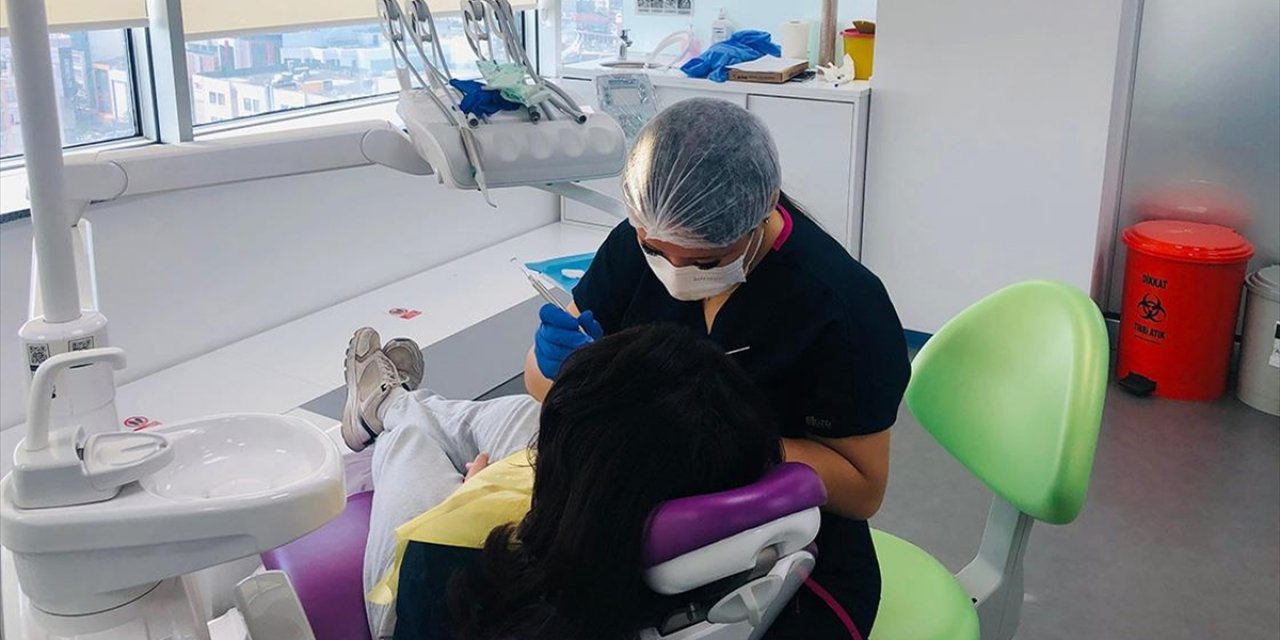 Antalya Bilim Üniversitesi Diş Hastanesi Günde 500 Hastaya Hizmet Veriyor