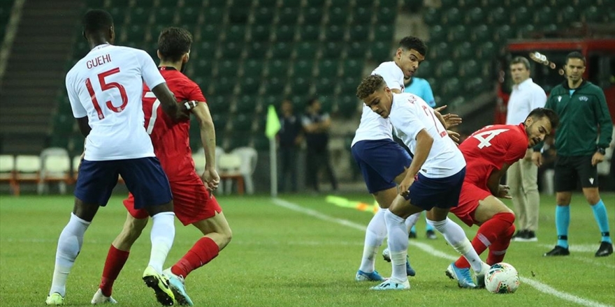 Ümit Milliler İngiltere'ye Yenildi