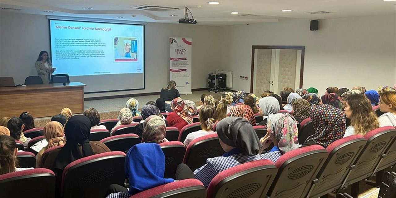 Adıyamanlı Kadınlar, Meme Kanseri Farkındalık Hareketi İçin Bir Araya Geldi