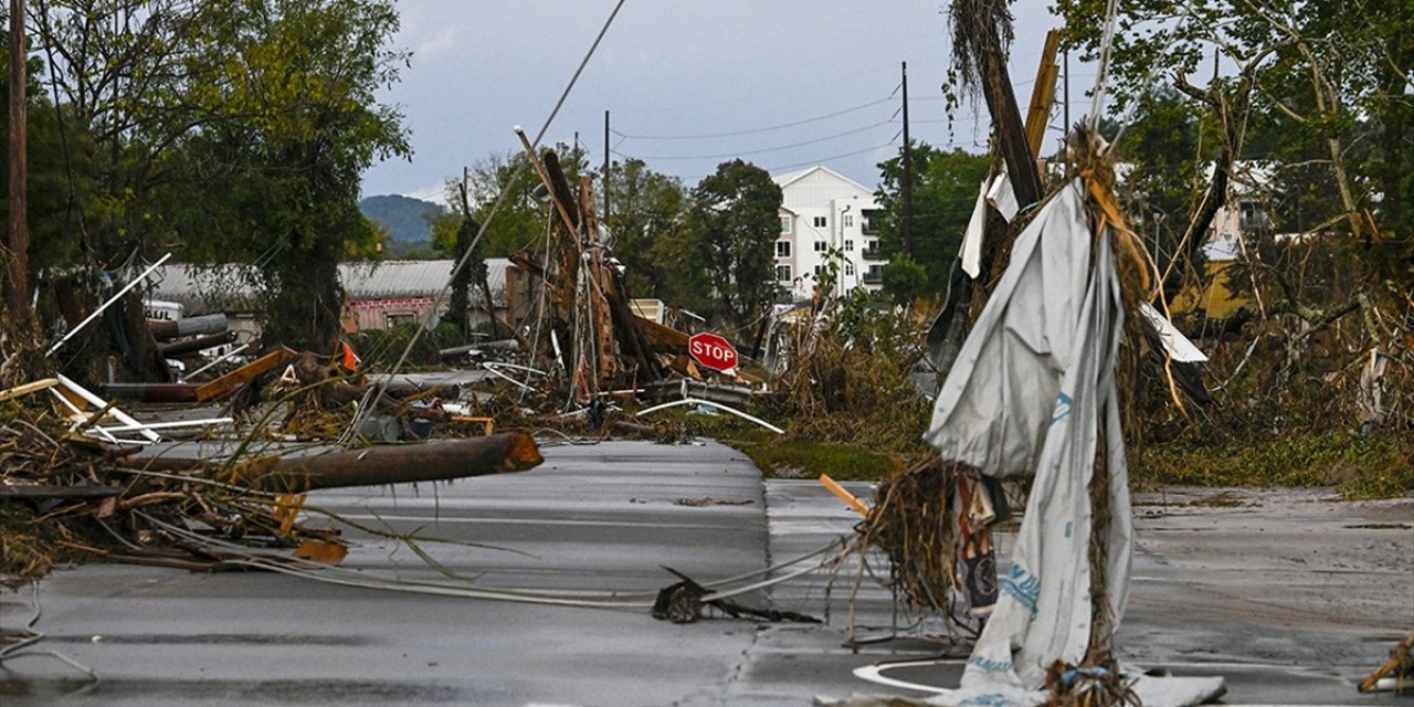 ABD'de Helene Kasırgası'nın Vurduğu North Carolina'da 92 Kişi Hala Kayıp