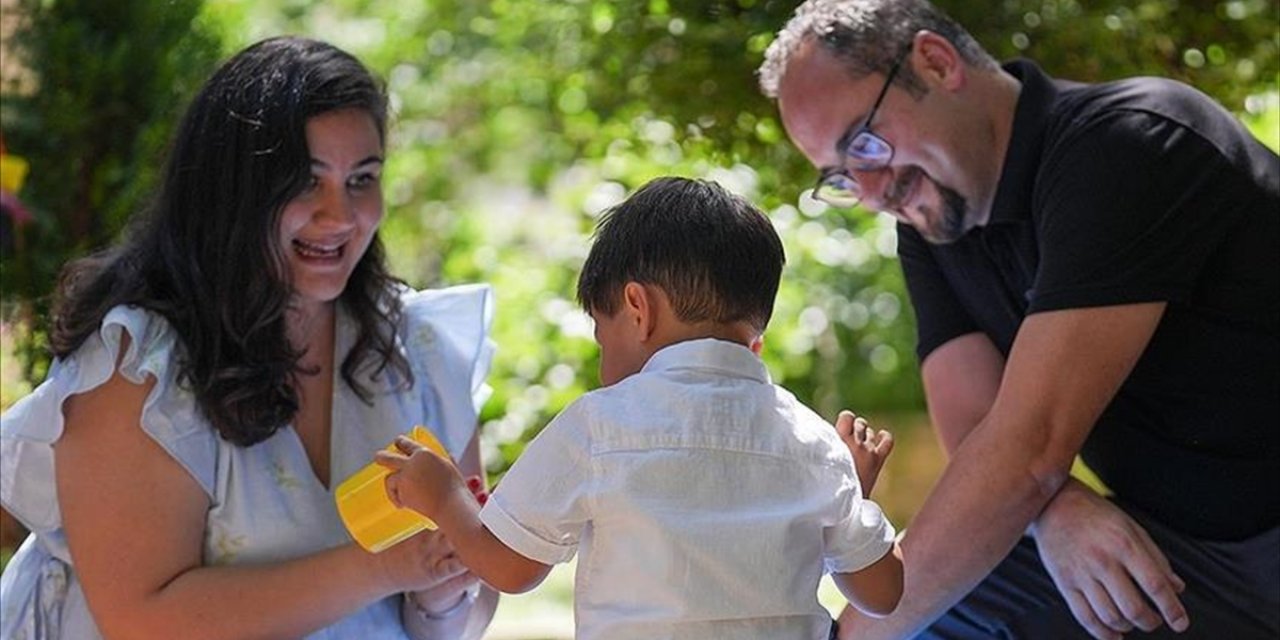 Koruyucu Aileler 10 Binin Üzerinde Çocuğa Kalbinin ve Evinin Kapılarını Açtı